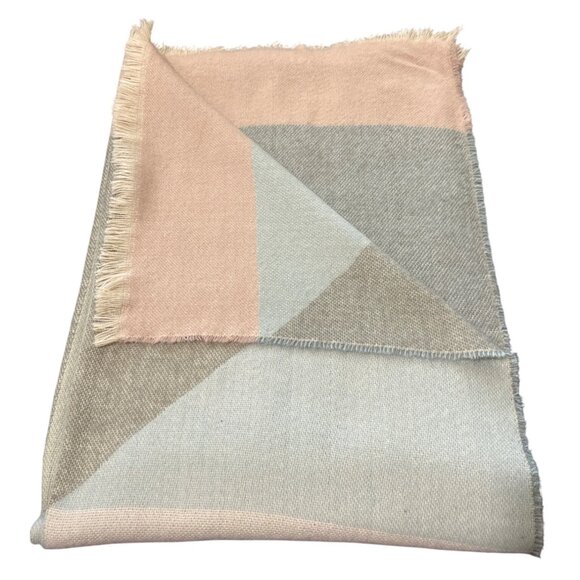 Super Soft Scarf Geometric Blue Pink Gray Woven Shawl Fringe Detail 72X26 - Picture 1 of 4
